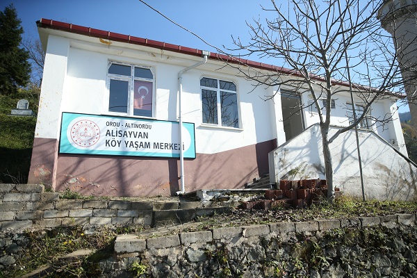 Ordu'daki köy yaşam merkezi fındık üreticilerine 