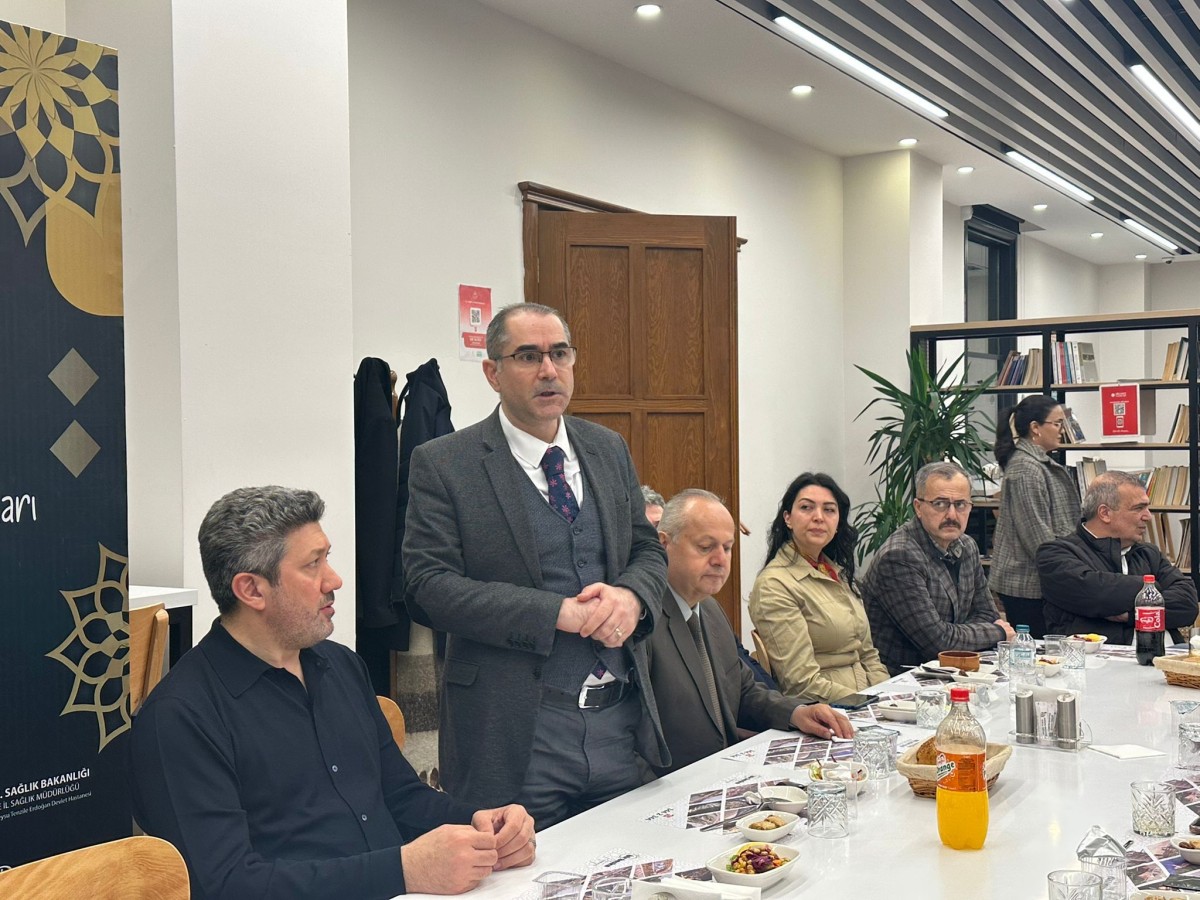 Güneysu Tenzile Erdoğan Devlet Hastanesi’nden Personeline Ramazan’da İftar Programı
